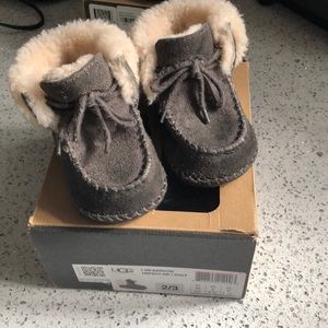 baby ugg sparrow boots